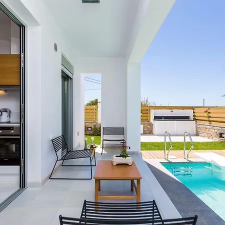 Villa Thalasses Adelianos Kampos