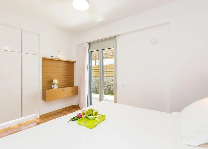 Villa Thalasses Adelianos Kampos