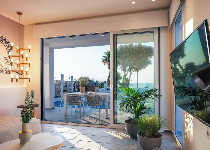 Thalasses Аделианос Кампос