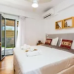 Thalasses Villa *
