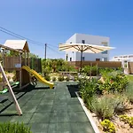 Villa Thalasses Adelianos Kampos