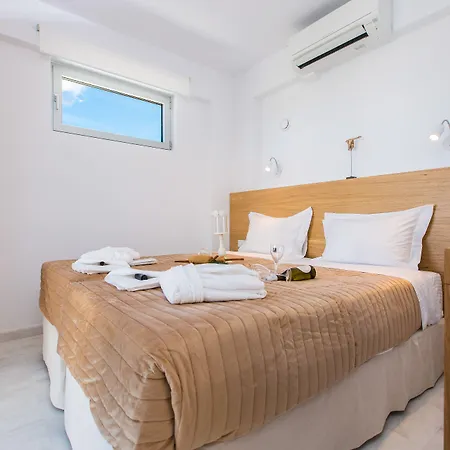 Thalasses * Аделианос Кампос