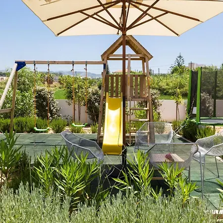 Thalasses Вилла Аделианос Кампос