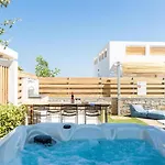 Thalasses וילה