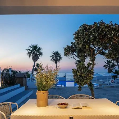 Thalasses * Adelianos Kampos